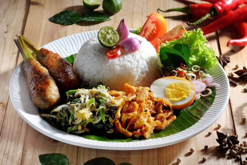 Cơm trộn Nasi Campur