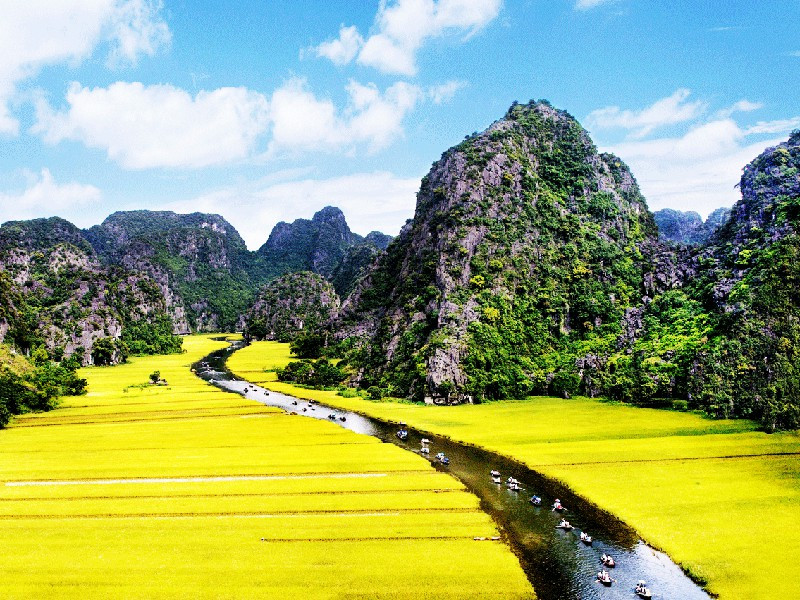 Mùa lúa chín là thời điểm lý tưởng để du lịch Thung Nắng