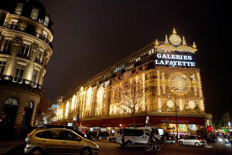 Trung tâm thương mại Lafayette Paris - điểm dừng chân của tín đồ thời trang