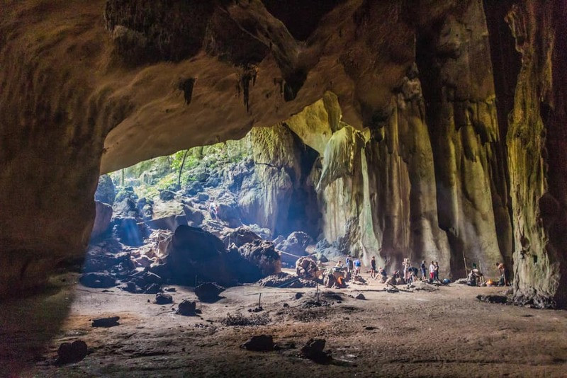 Các hang động đẹp ở Taman Negara